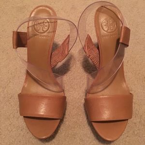 Tory Burch tan platform heel 7.5 will fit 7